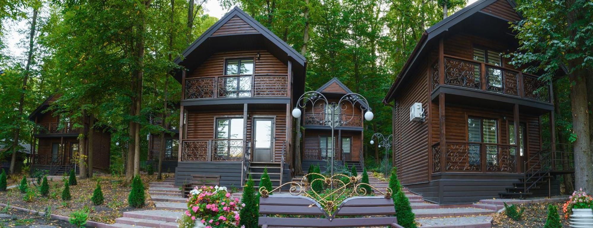 Holiday home готельно-ресторанний комплекс божедар