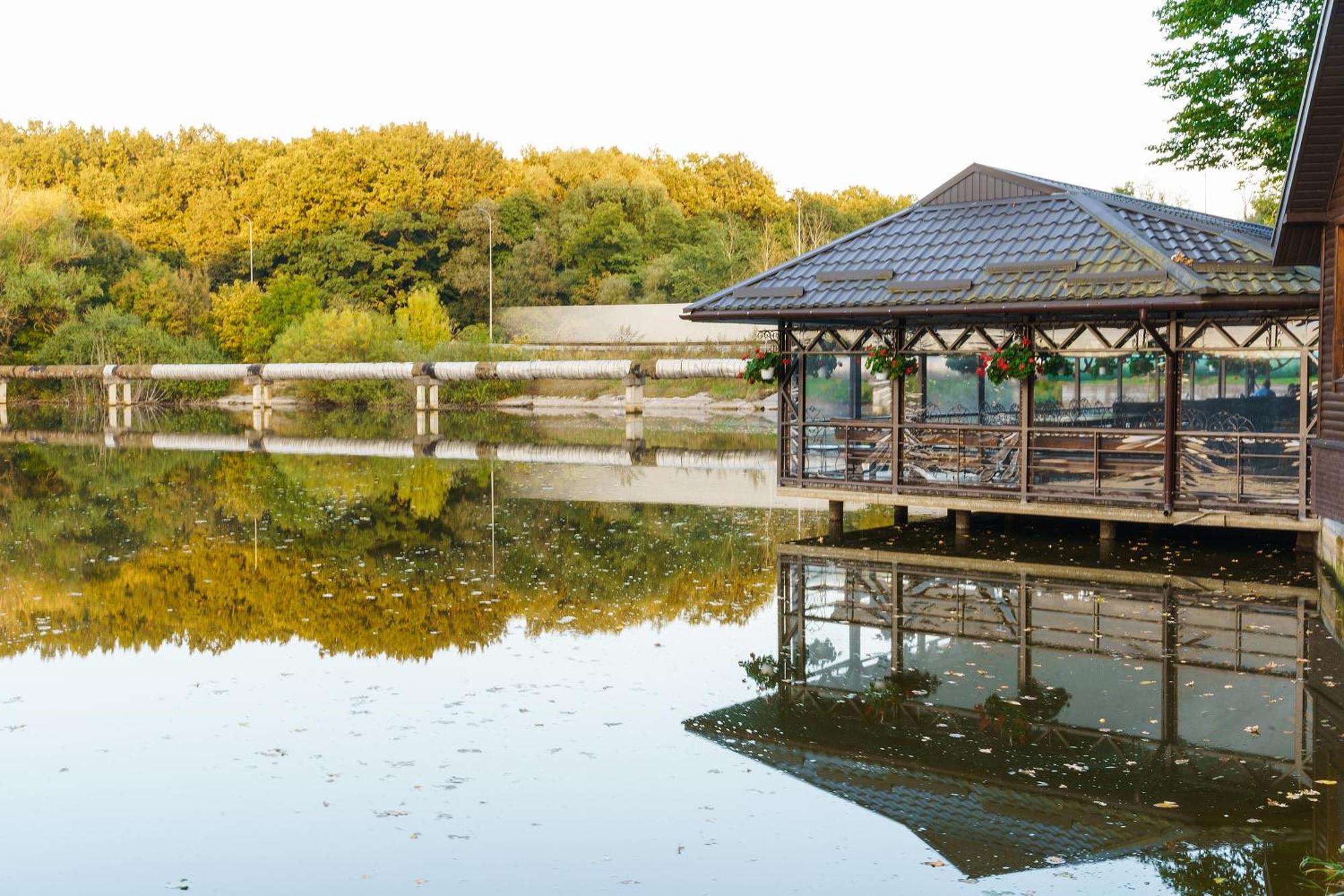 готельно-ресторанний комплекс божедар Holiday home *