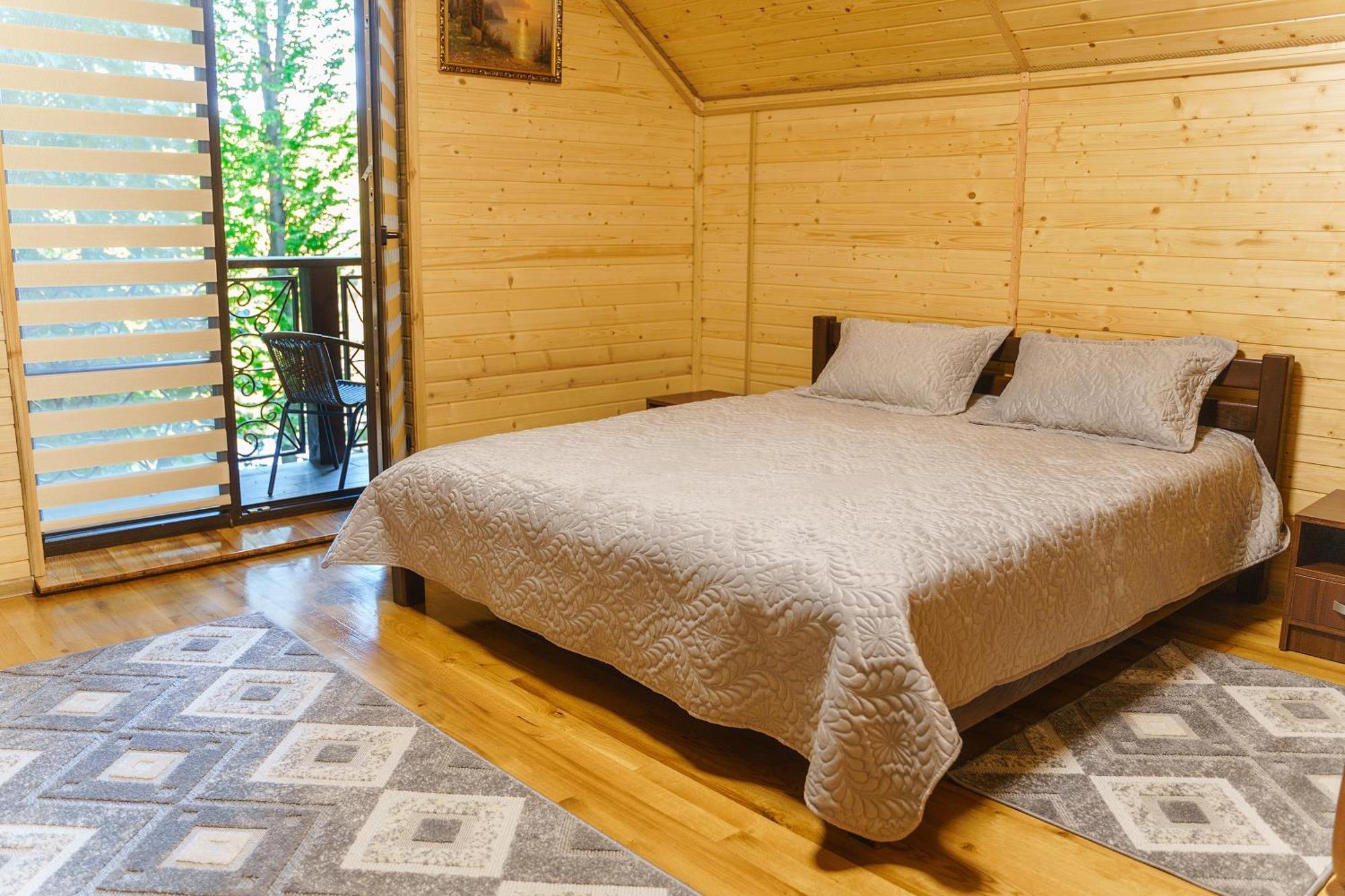 Holiday home готельно-ресторанний комплекс божедар *