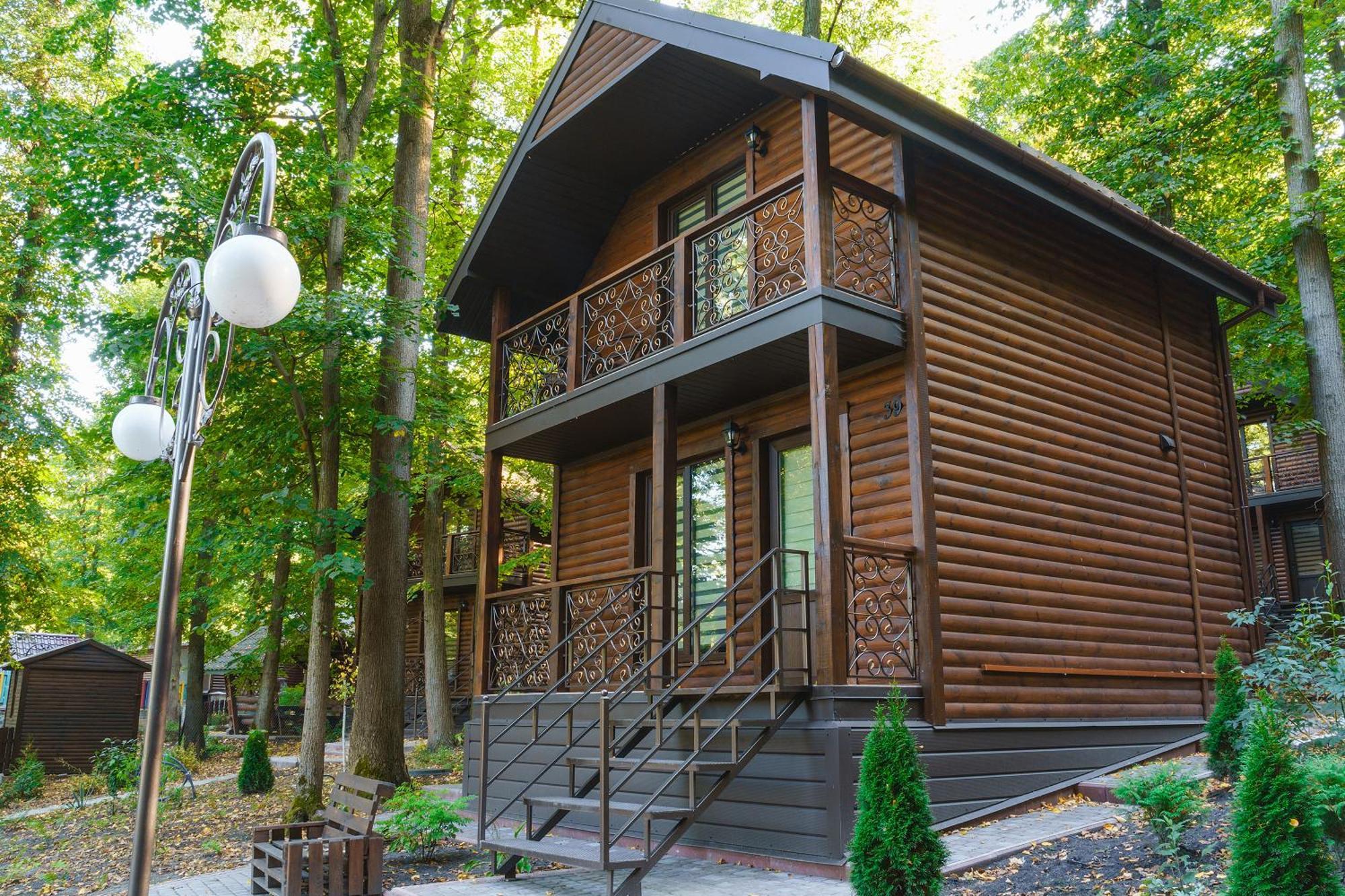 Holiday home готельно-ресторанний комплекс божедар