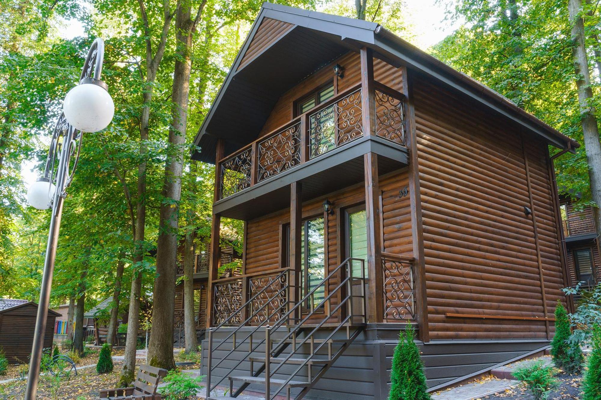 Holiday home готельно-ресторанний комплекс божедар *